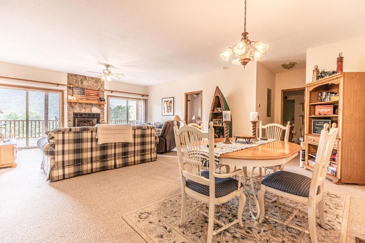 Condo With Stunning Mountain And 6Th Green Views Near Harrahs Cherokee Bryson City Whittier Exterior foto