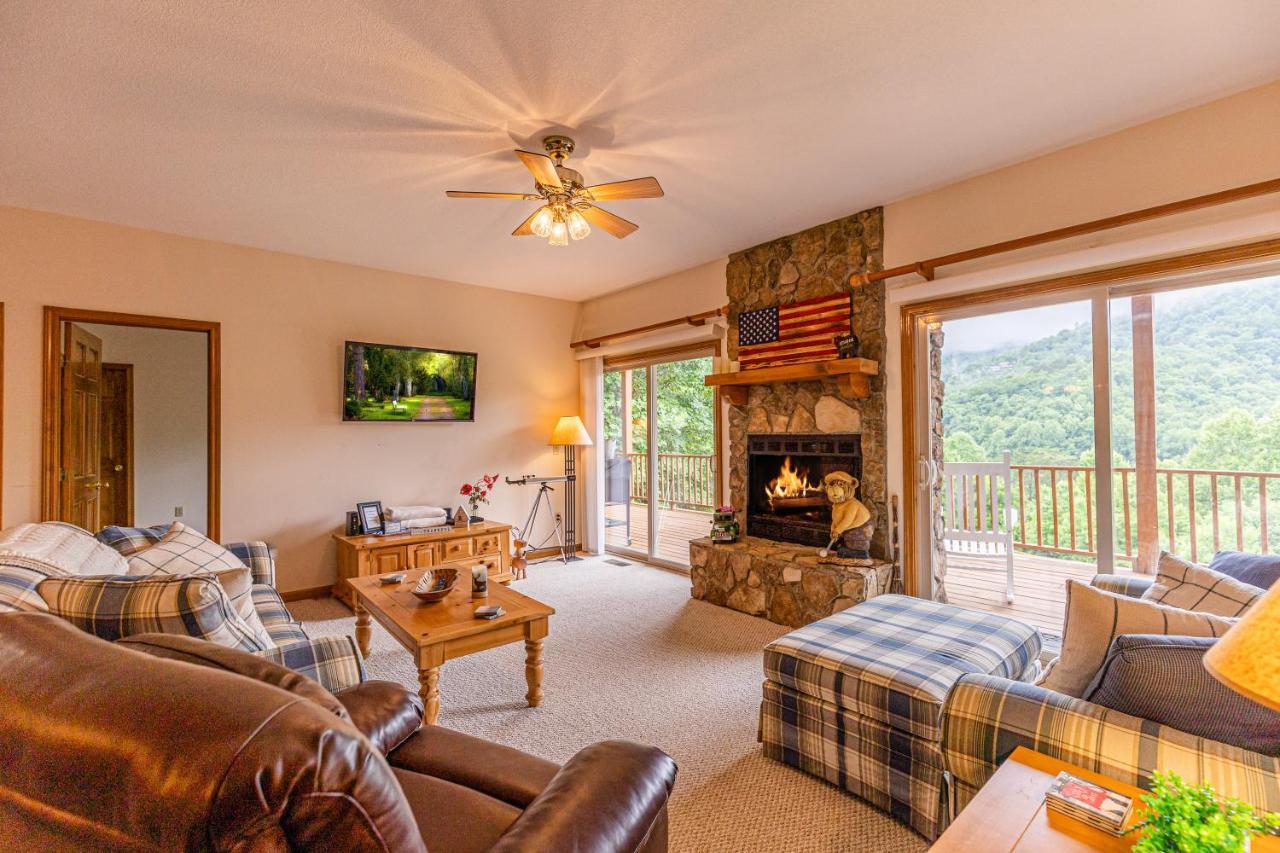 Condo With Stunning Mountain And 6Th Green Views Near Harrahs Cherokee Bryson City Whittier Exterior foto